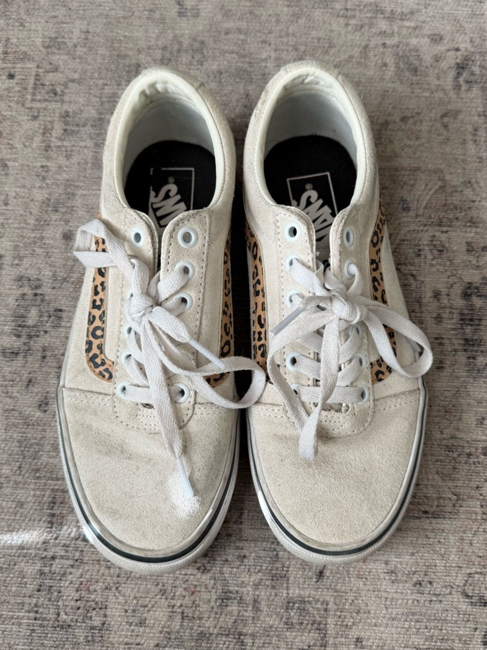 Vans Ward Low Shoes Women Size 7.5 Beige Animal Cheetah Print Sneakers lace up